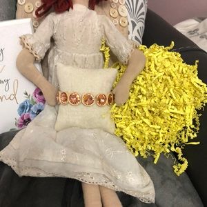 Plunder jeweled bracelet is just stunning…